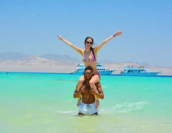 Ras Mohammed and White Island Cruise: Luxury Yacht Day Trip